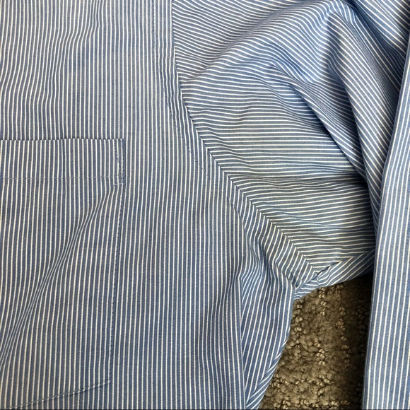 Van Heusen Men’s Fitted Blue & White Stripe Button Down Shirt WrinkleFree 15 1/2 - Picture 6 of 6